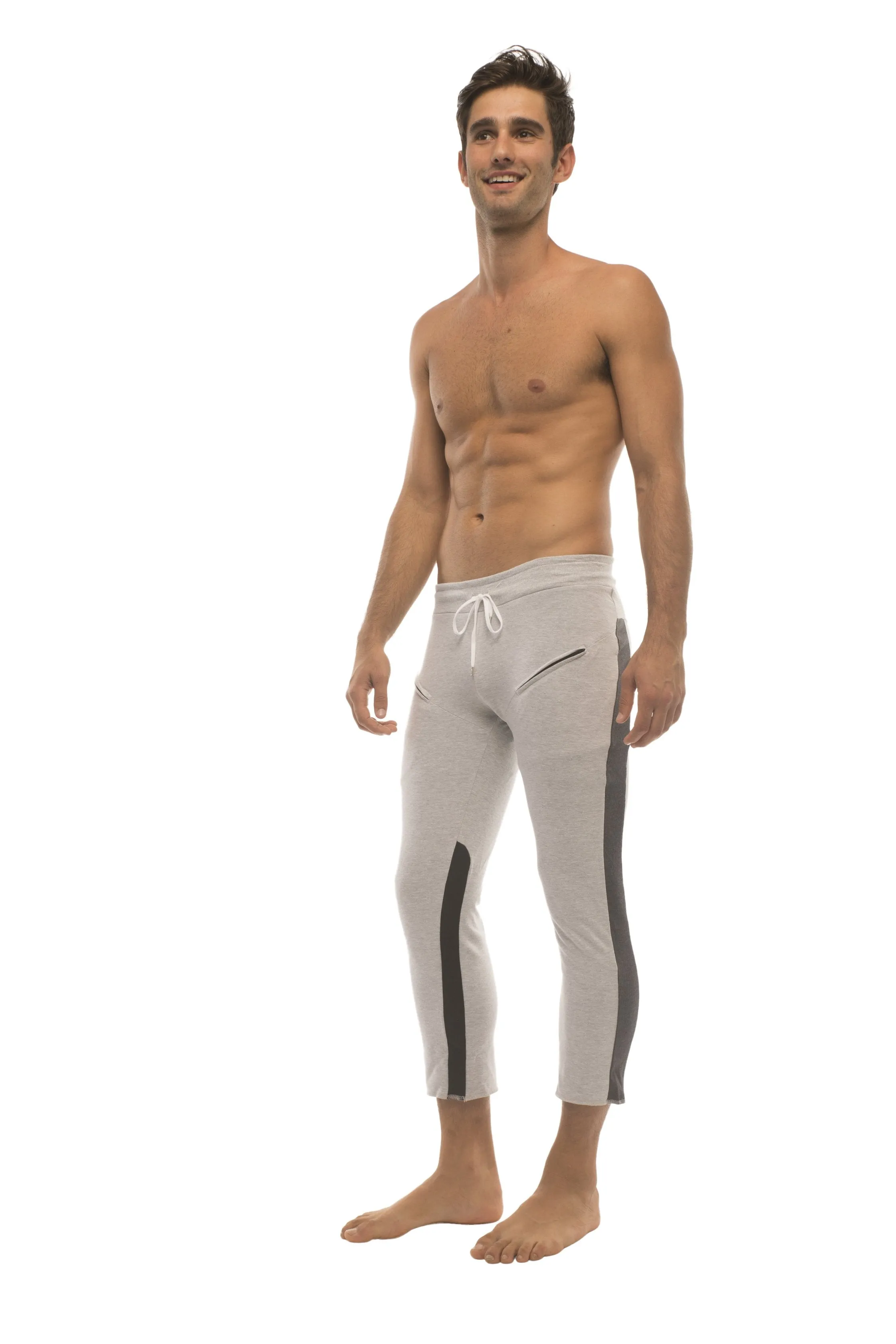 4/5 Zipper Pocket Capri Yoga Pants (GREY w/Charcoal & Black)