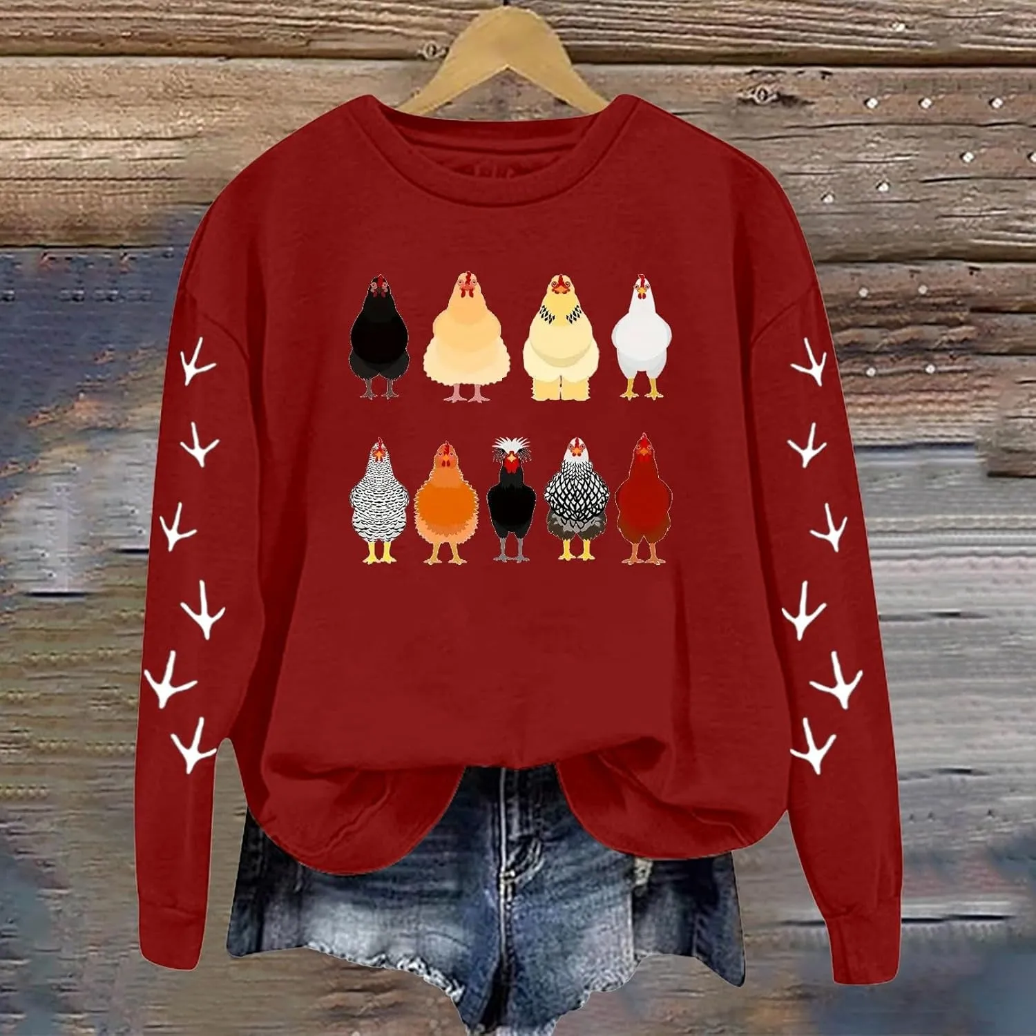 Chicken Mom Sweatshirt for Women Cute Funny Graphic Print Long Sleeve Shirts Farm Fall Crewneck Pullover Tops