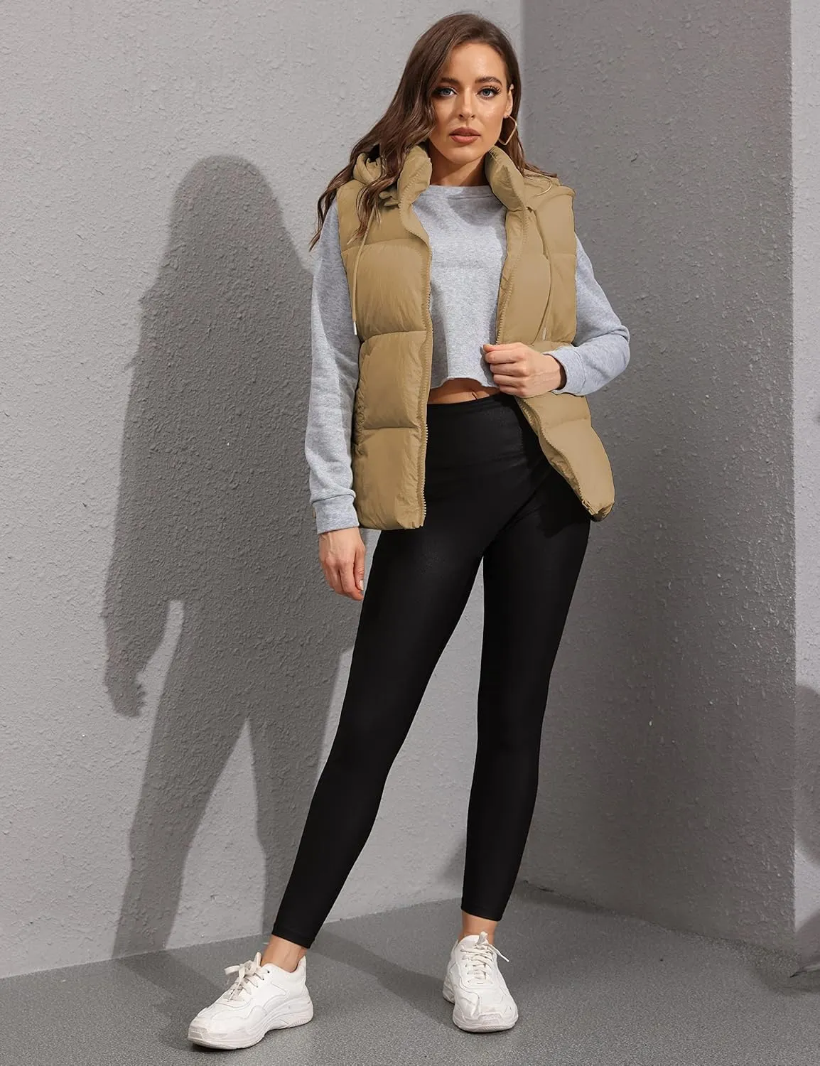 EsheSy Women's Puffer Vest with Removable Hood Sleeveless Full Zip Quilted Down Jacket