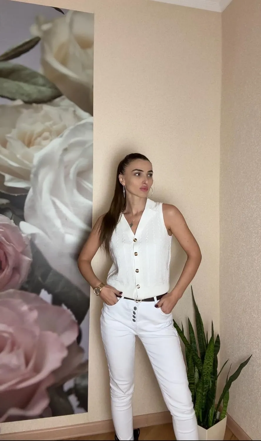 GRACE KARIN Sweater Vest Women Summer Sleeveless Knit Cardigans V Neck Collared Lightweight Button Down Sweaters Tops