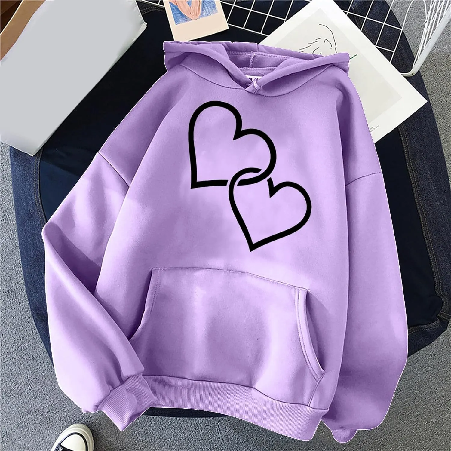 maisdgop Heart Hoodies Women Graphic Sweatshirts Long Sleeve Pullover Sweater Oversized Tops Trendy Valentine's Day Outfits