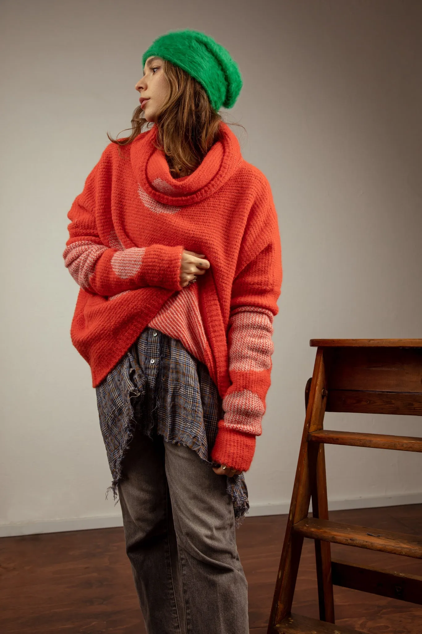 Over size spot sweater (Alpaca) - Orange / Pink