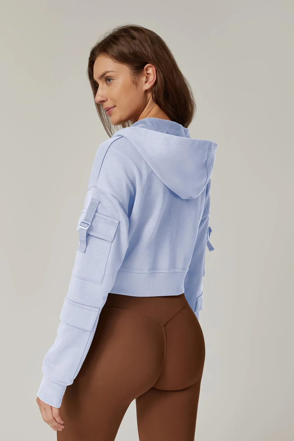 QINSEN Hoodies for Women Full Zip Up Cropped Jacket Long Sleeves with Cargo Pockets Sweatshirts Tops