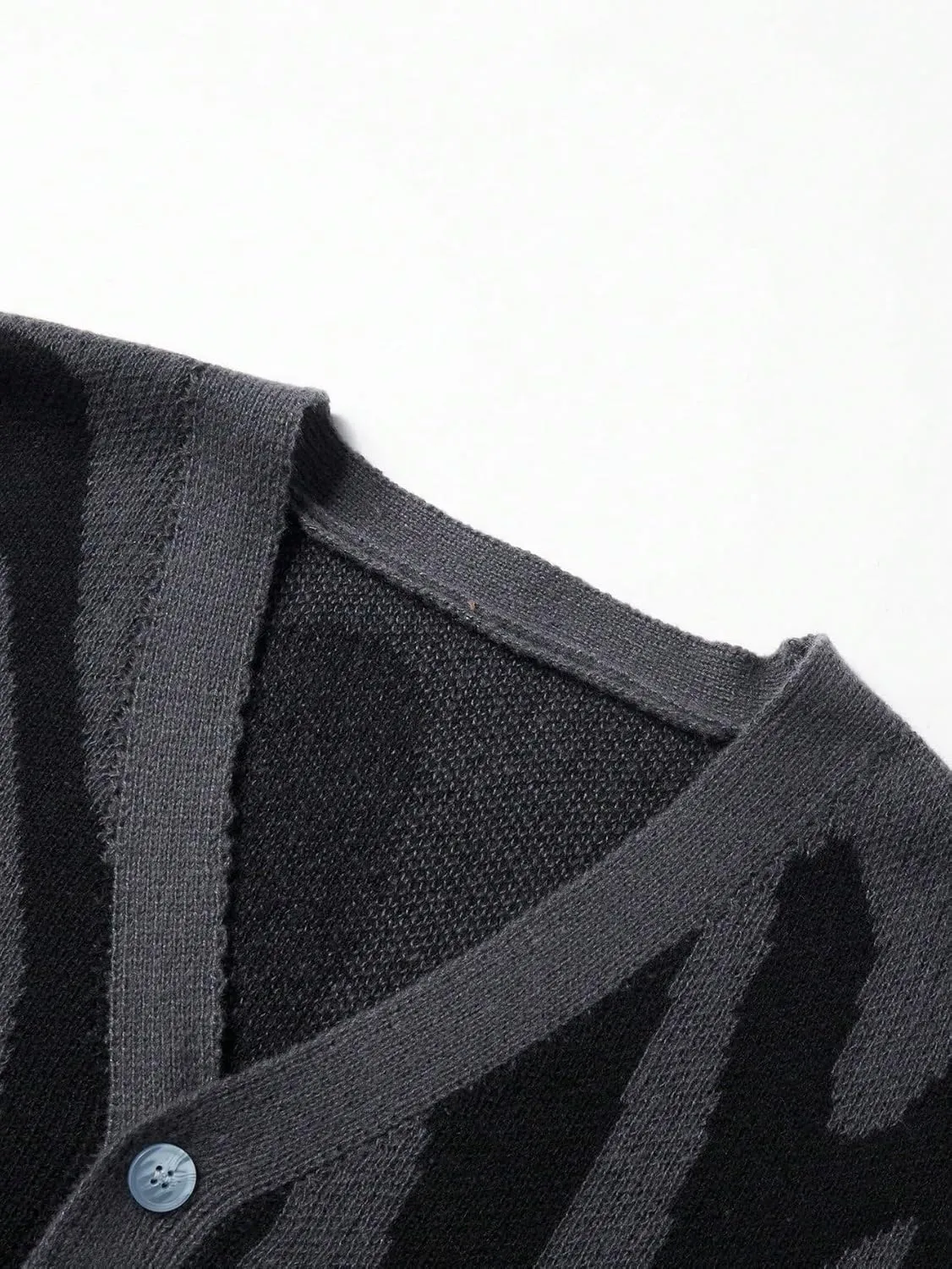SHENHE Men's Graphic Sweater Button Down Long Sleeve V Neck Cardgian Sweater Streetwear