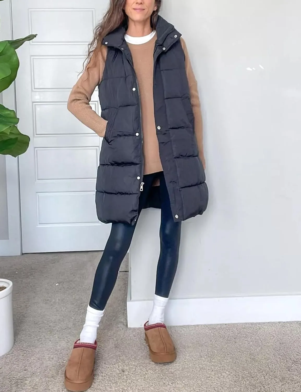 Tanming Women's Long Puffer Vest Casual Sleeveless Puffy Jacket with Removable Hood