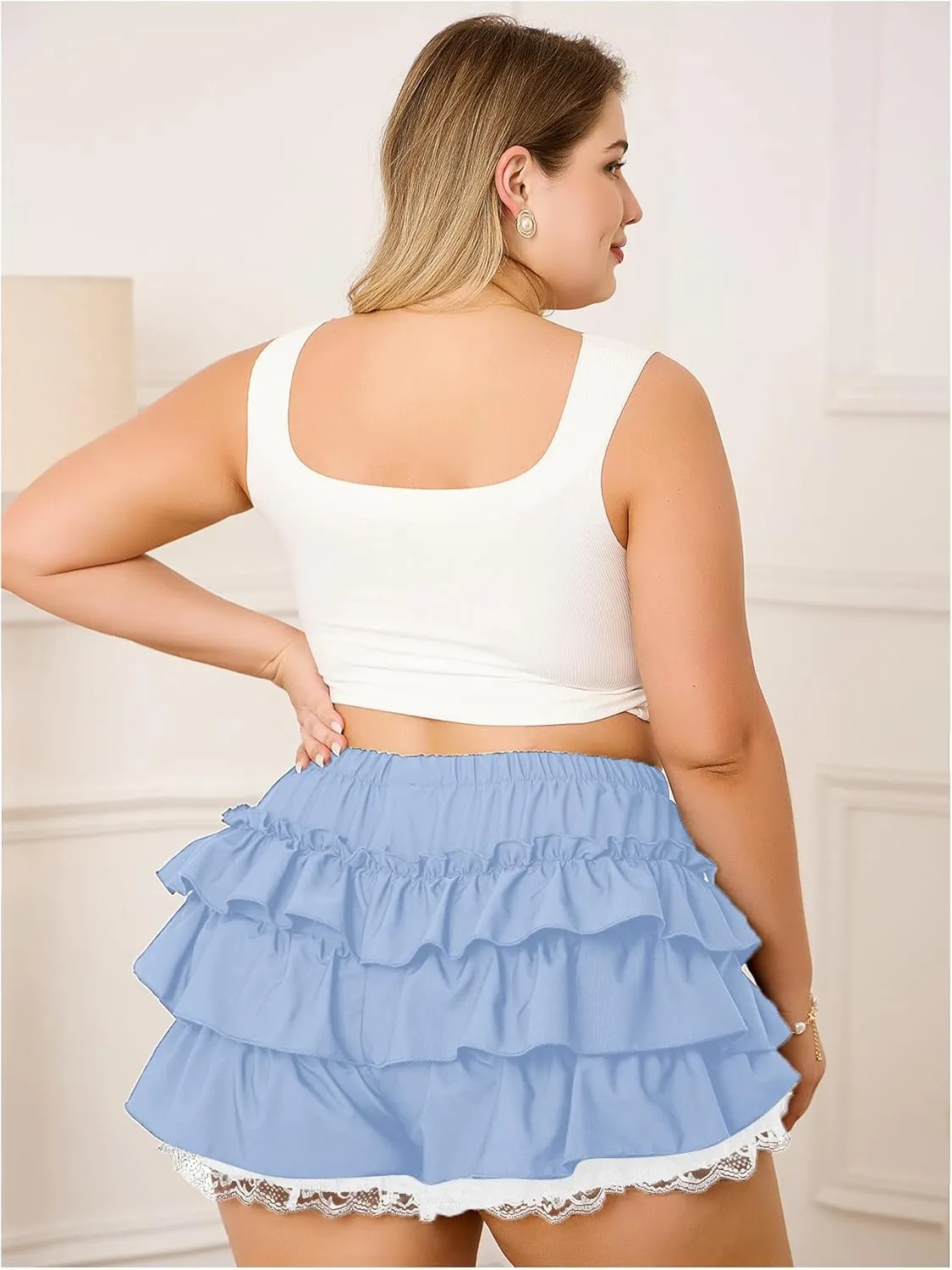 Verdusa Women's Plus Size Coquette Ruffle Shorts Bow Front Lace Trim Bloomer Shorts
