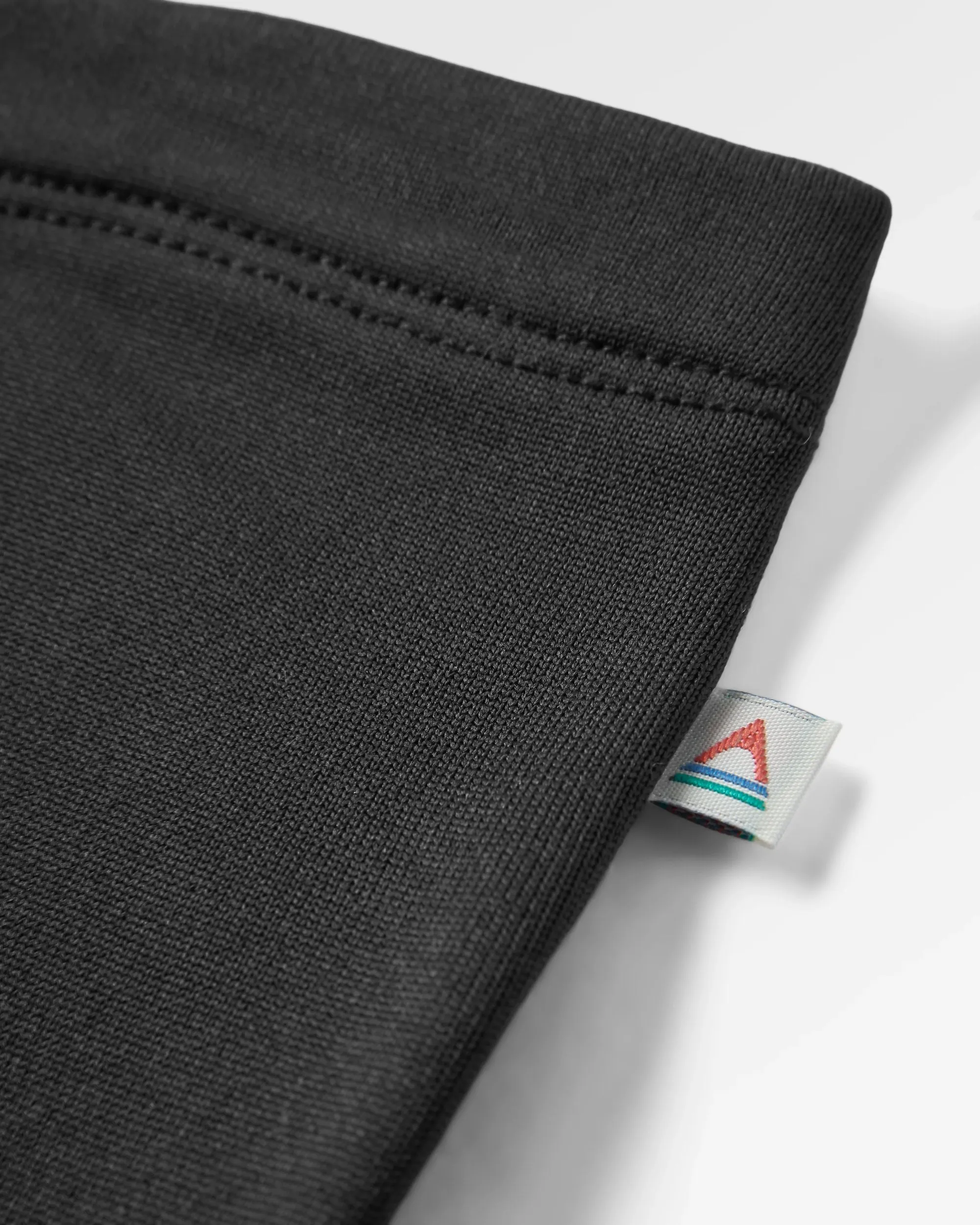 Wintergreen Recycled Polartec Thermal Neck Gaiter - Black