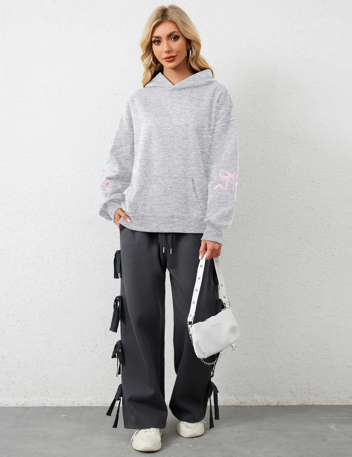Women Cute Bow Hoodie Graphic Print Oversized Hooded Sweatshirts Long Sleeve Fleece Pullover Hoodie Tops with Pocket