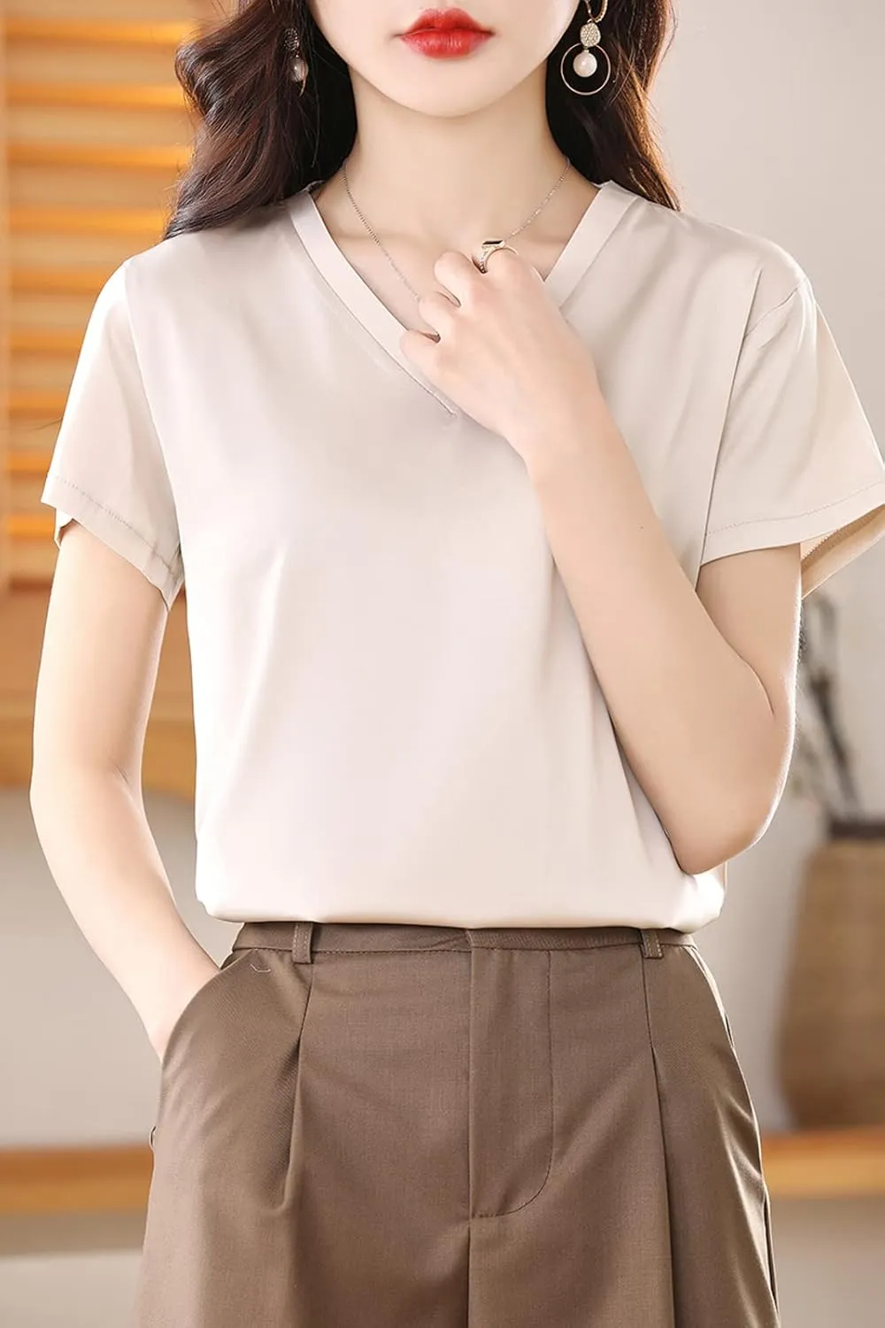 Women Silk Short Sleeve T-Shirt Exquisite V-Neck Satin Top